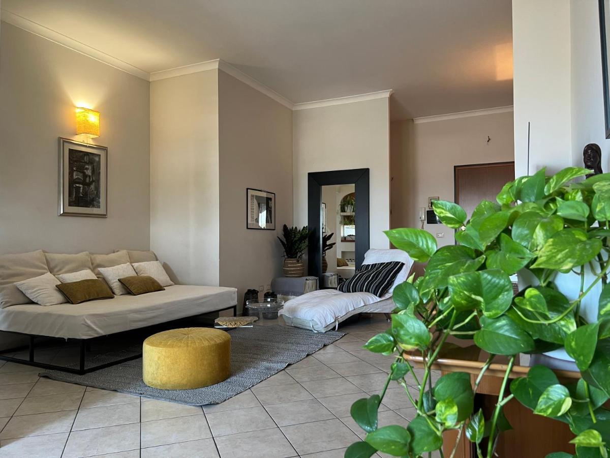 Appartement Casa Italia Hospitality à Lunghezza Extérieur photo